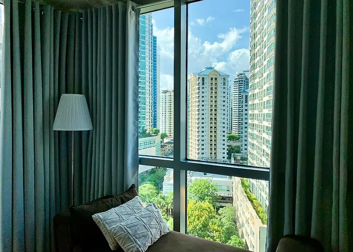 Budget View W Pool Access In Bgc Taguig